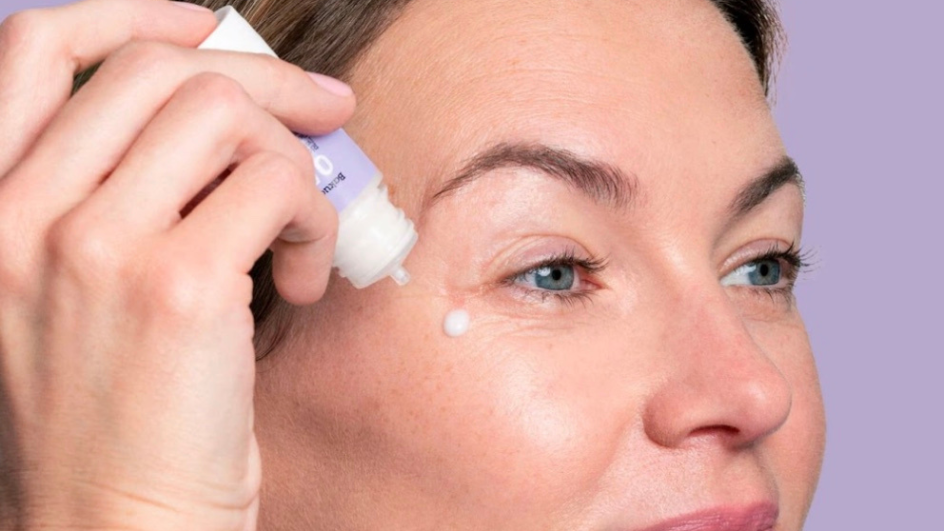 ​¿Patas de Gallo? Corrígelas  con el Activo Puro Bakuchiol de Etat Pur